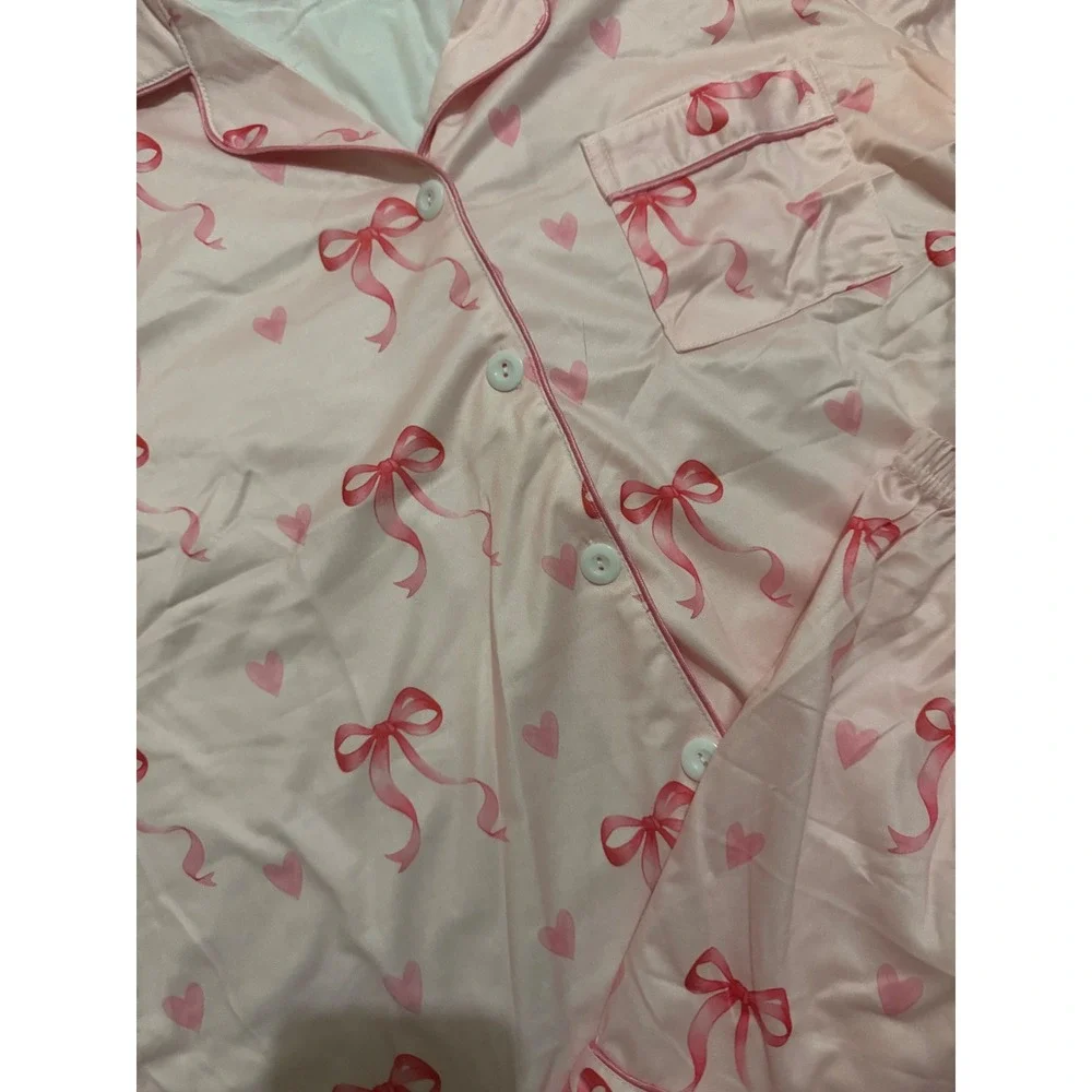 NIB Pink Bow and Heart Print Satin Pajama Set Short Sleeve Button Down Shorts S